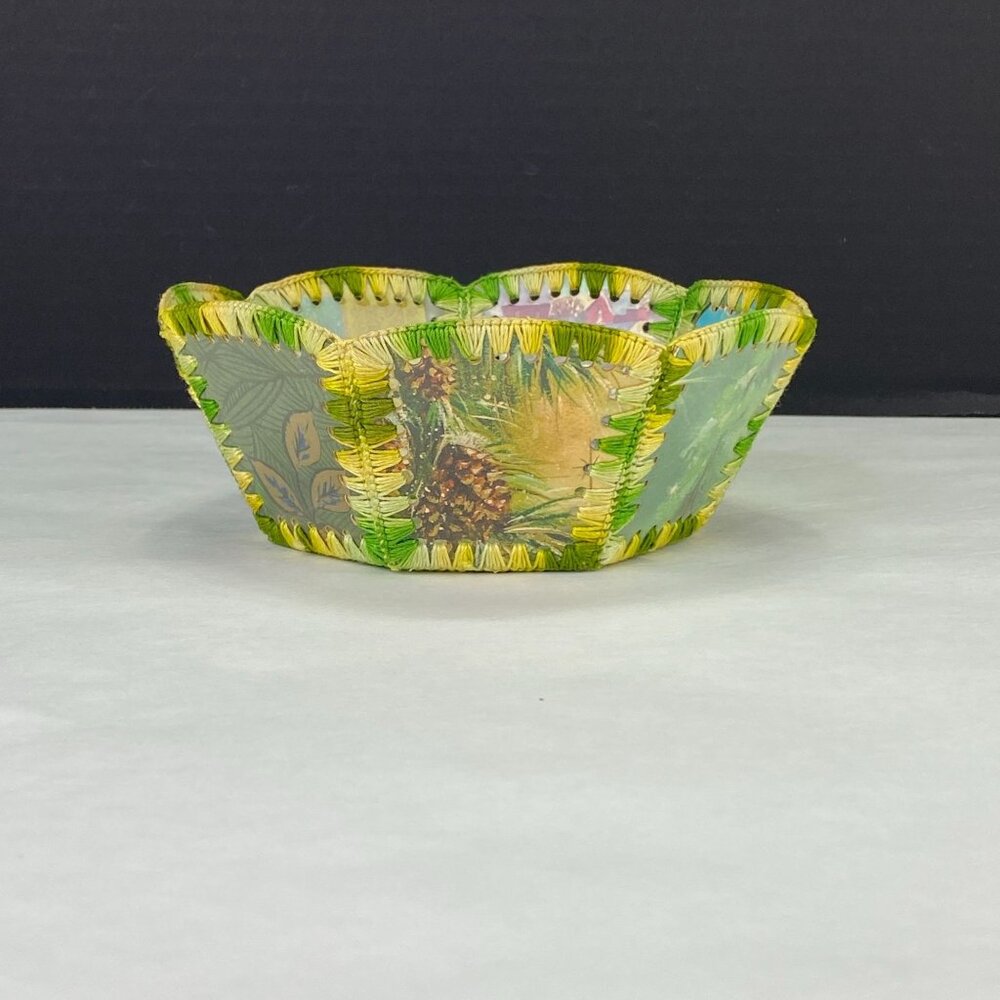 Vintage Retro Crochet Christmas Card Bowl Basket